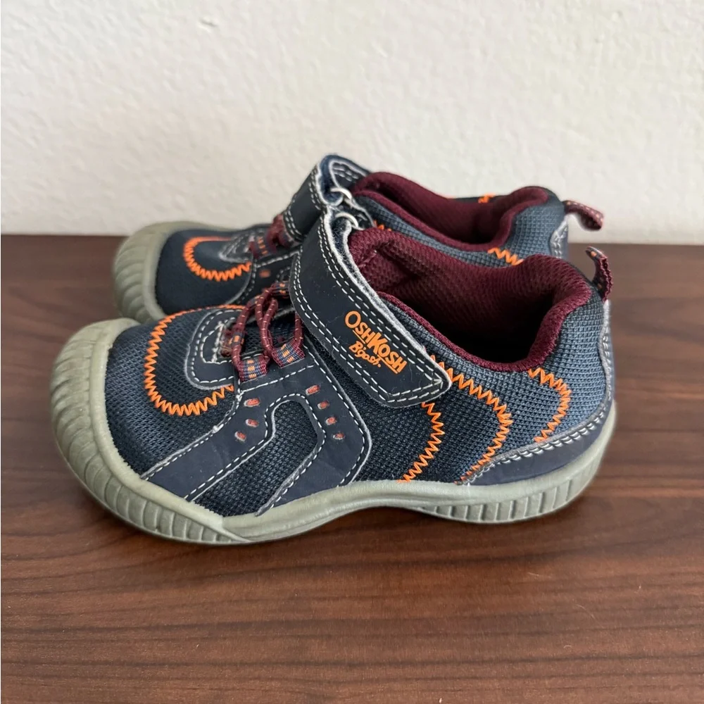 OshKosh B'gosh Kids Navy and Orange Sneakers